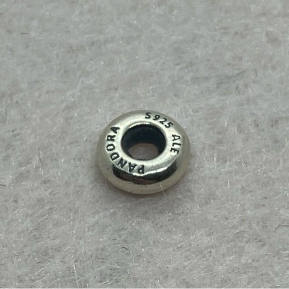 Pandora 925 Sterling Classic Shine Tiny Stopper Open Bangle Charm